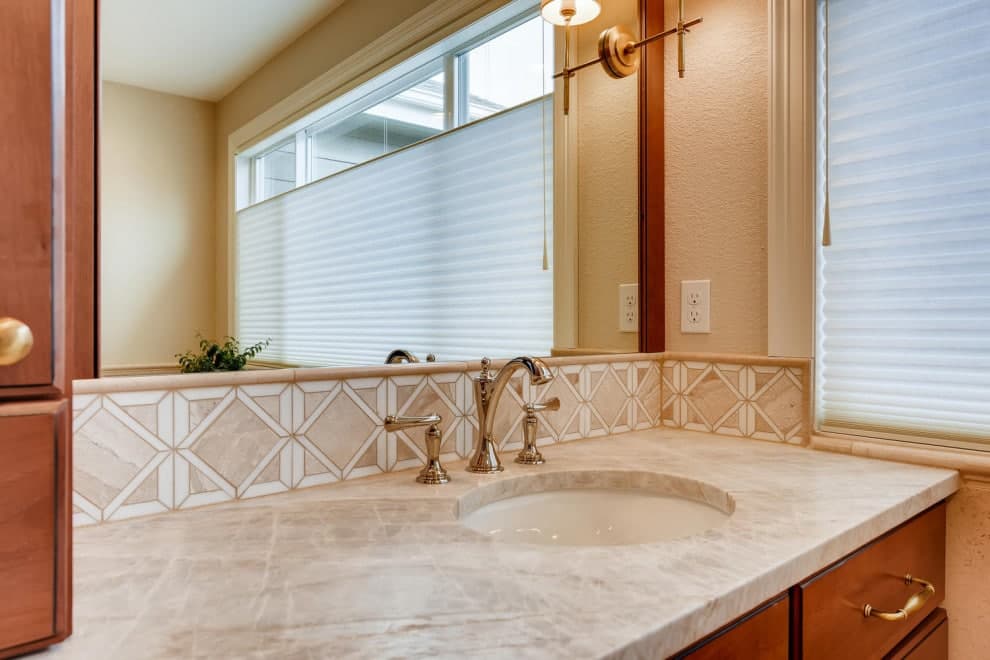Winterthur Highlands Ranch Bathroom — photo 2